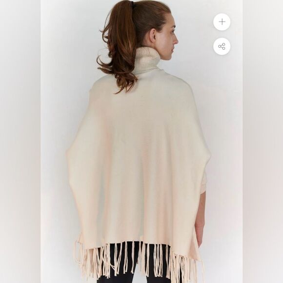 Skea Fringe Shawl with Rabbit fur trim One size fits All Poncho Relaxed fit - Picture 4 of 11